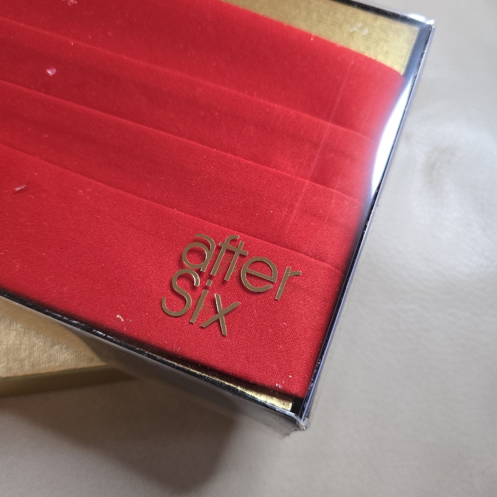 Ater Six Men's Formal Satin Bowtie and Cummerbund Set red size medium brand new.